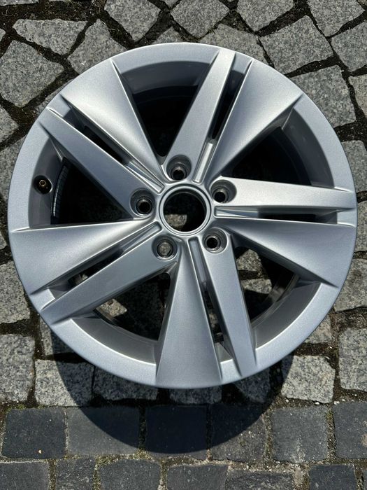 Felga Aluminiowa Volkswagen  Golf 8 VIII Touran Caddy 16" 5x112 ET48