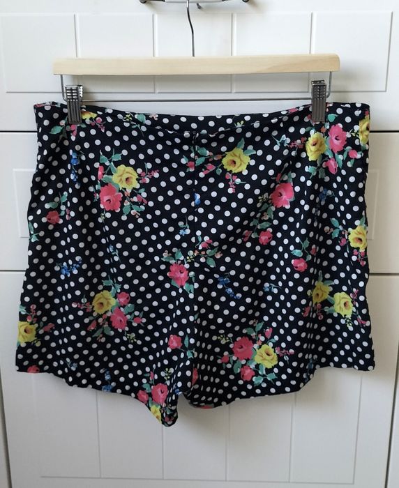 Primark szorty ze spódnicą spidnicoszorty 44 xl XXL