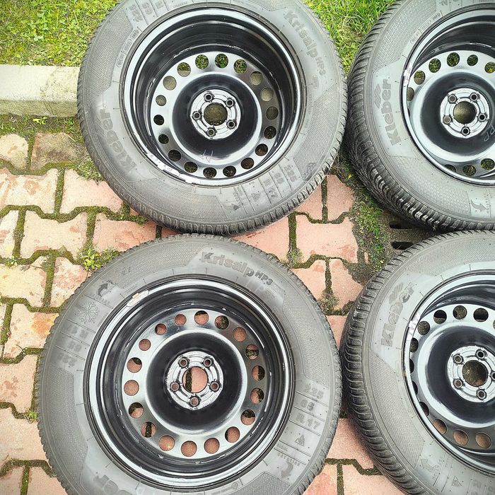 Opony zimowe KLEBER na felgach stalowych Ford 225/65/17 cali