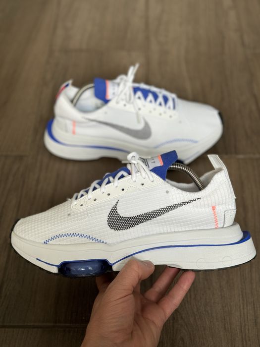 Кроссовки Nike  Air Zoom-Type Se CV2220 101