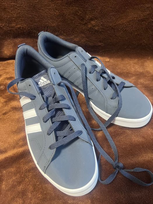 Чоловічі кросівки Adidas 43 розмір