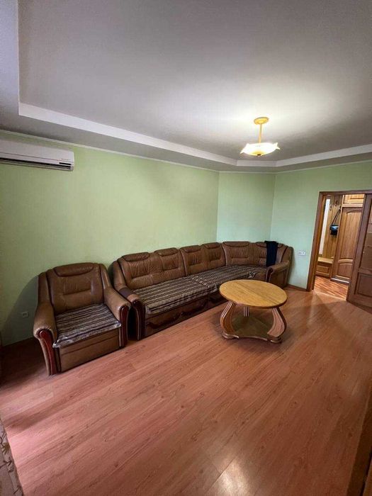 Аренда 2 комнатной Победа 6, дом созидатель