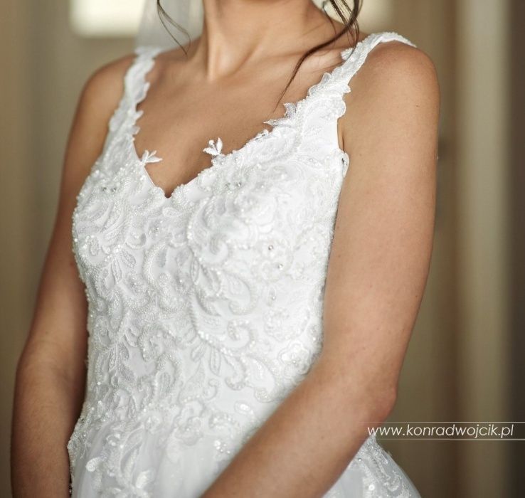 Suknia ślubna biała