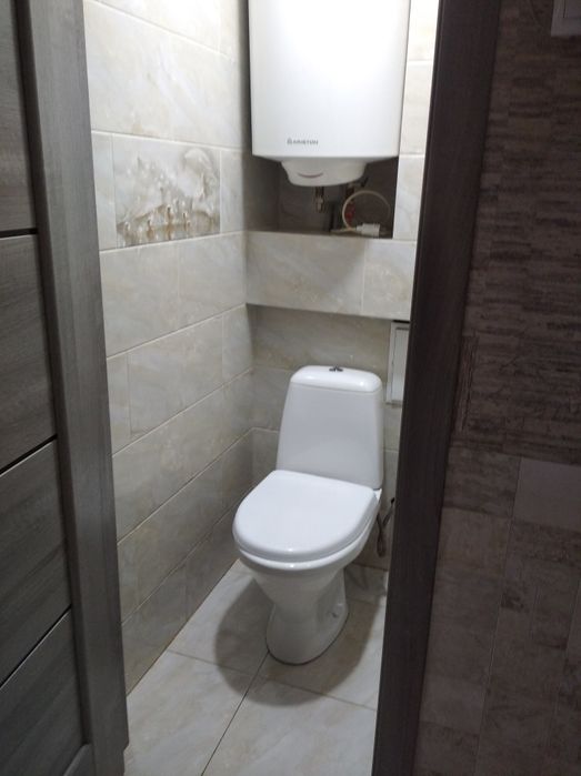 Здається 2 кімнатна квартира подобово