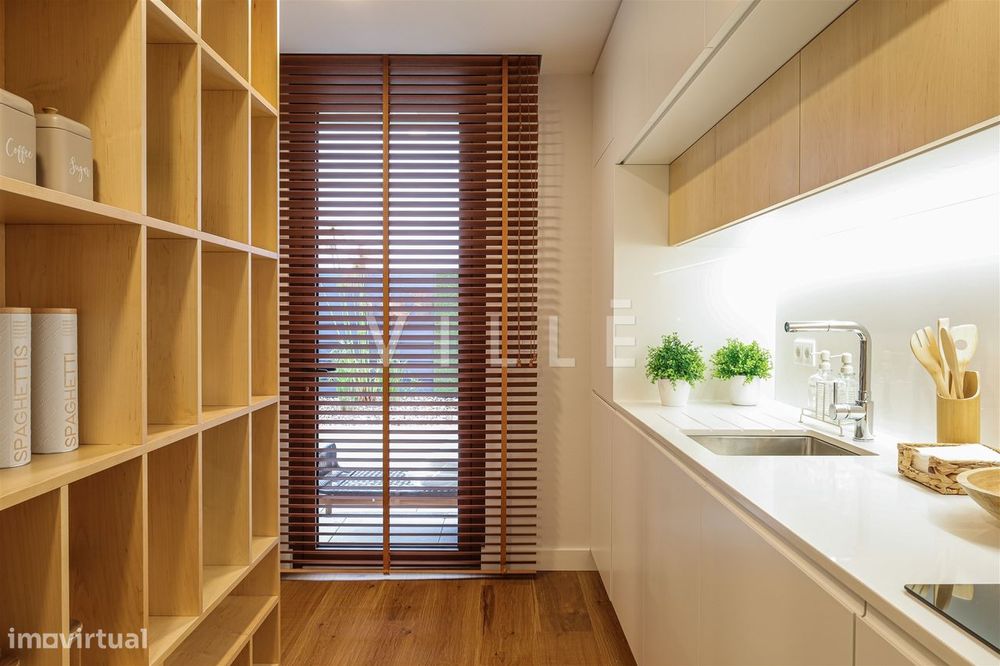 Apartamento T1+1 _Santa Joana_cedência de posição