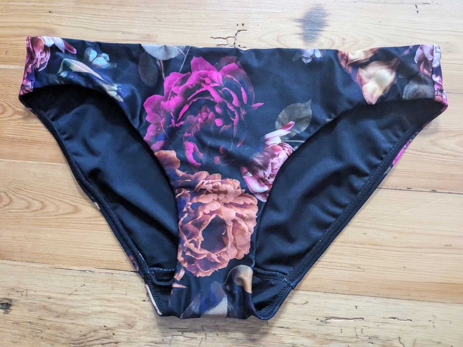 Next figi bikini granatowe w kwiaty rozm. 40