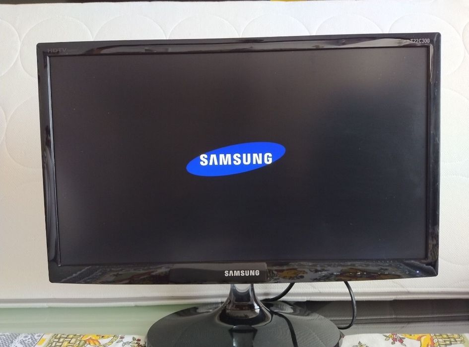 Televisão Monitor Samsung casa quarto apartamento vivenda escritório.