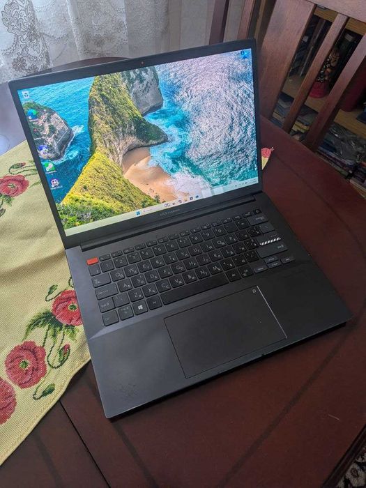 Продам  ASUS Vivobook Pro 14X OLED (M7400QE)