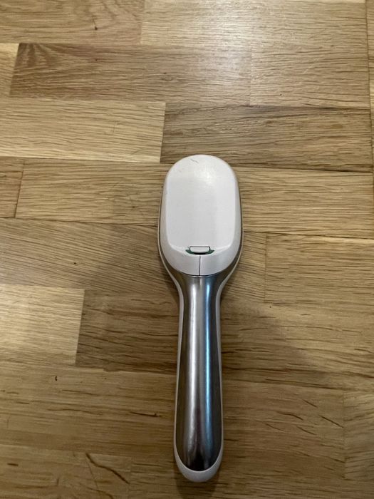 Braun szczotka elektryczna z jonizacją 3558