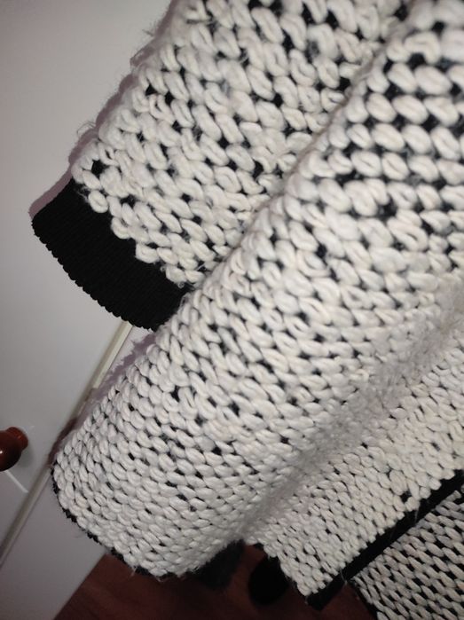 Sweter kardigan damski Stradivarius S