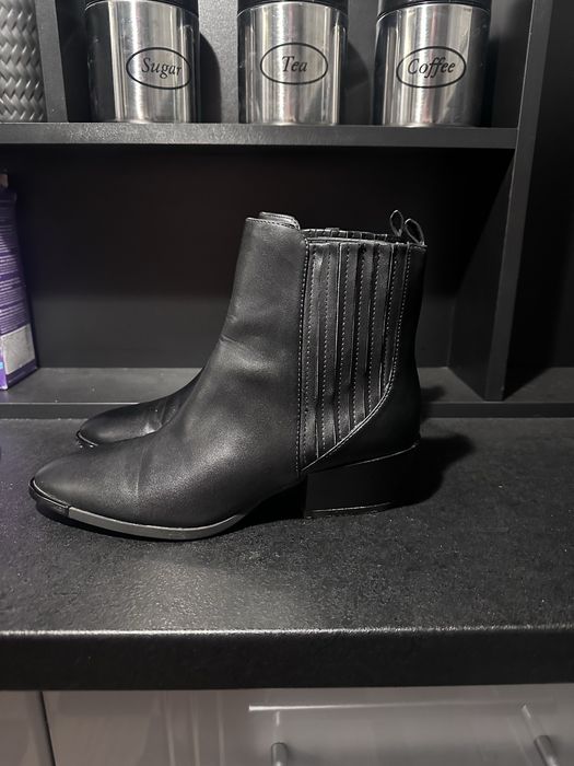Козаки Bershka челси