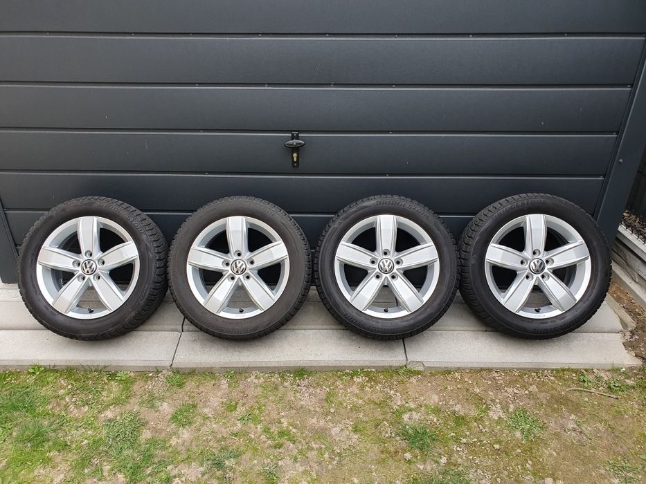 Oryginalne Alufelgi VW Touran Golf z oponami 205/55/16