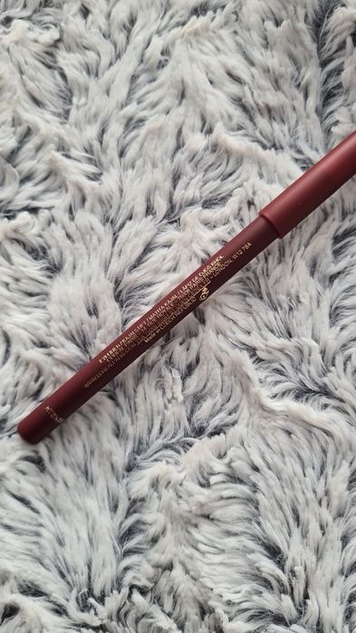 Loreal kredka do oczu nr 150 Bordeaux Cashmere. Loreal Haute Couleur.