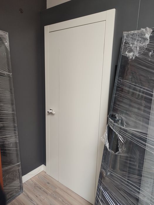 Drzwi Moric z ozdobą