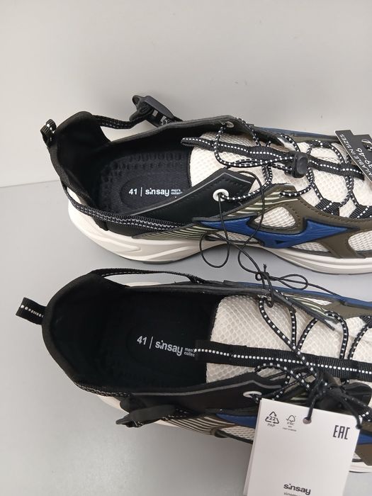 Adidasy młodzieżowe męskie nowe r41