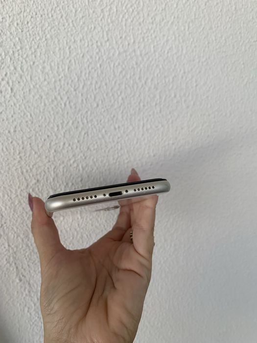 iPhone 11 - 128GB