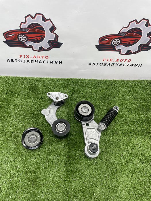 Ролик, натягувач ременя, натяжник ременя Kia Niro 23- 1.6 hev