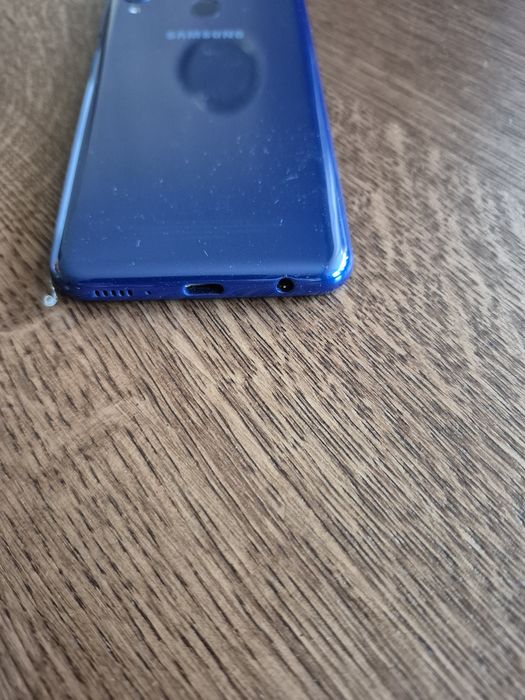 Samsung Galaxy A20 e.