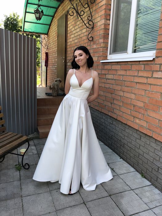 Випускна сукня або на розпис