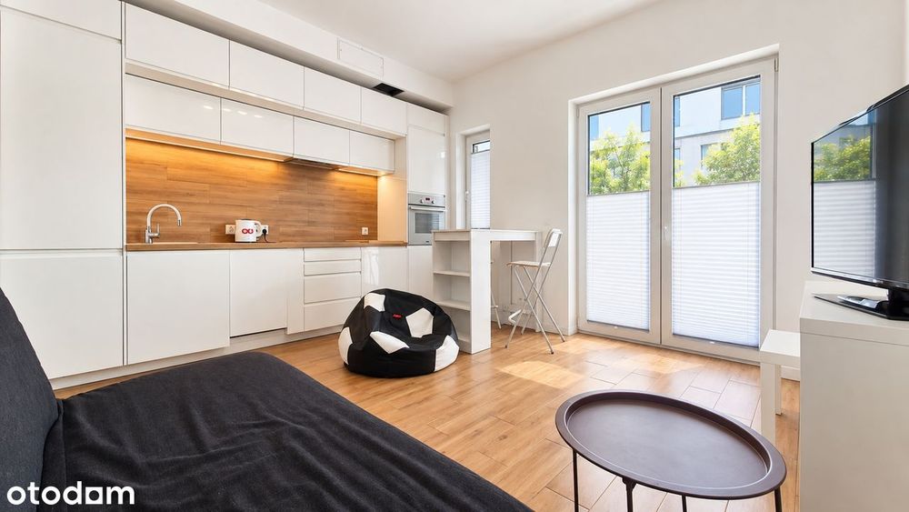 Cicha 28m2 kawalerka-WŁOCHY HYNKA-balkon,garaż,ul.Startowa 5