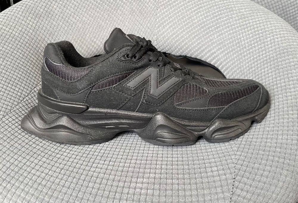 New Balance 9060 Czarne 45 Męskie