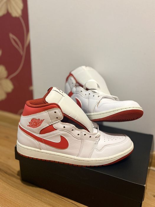 Buty Air Jordan 1 MID SE