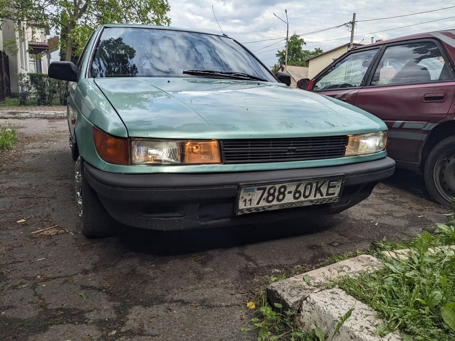 Продам авто Митсубиси Лансер.