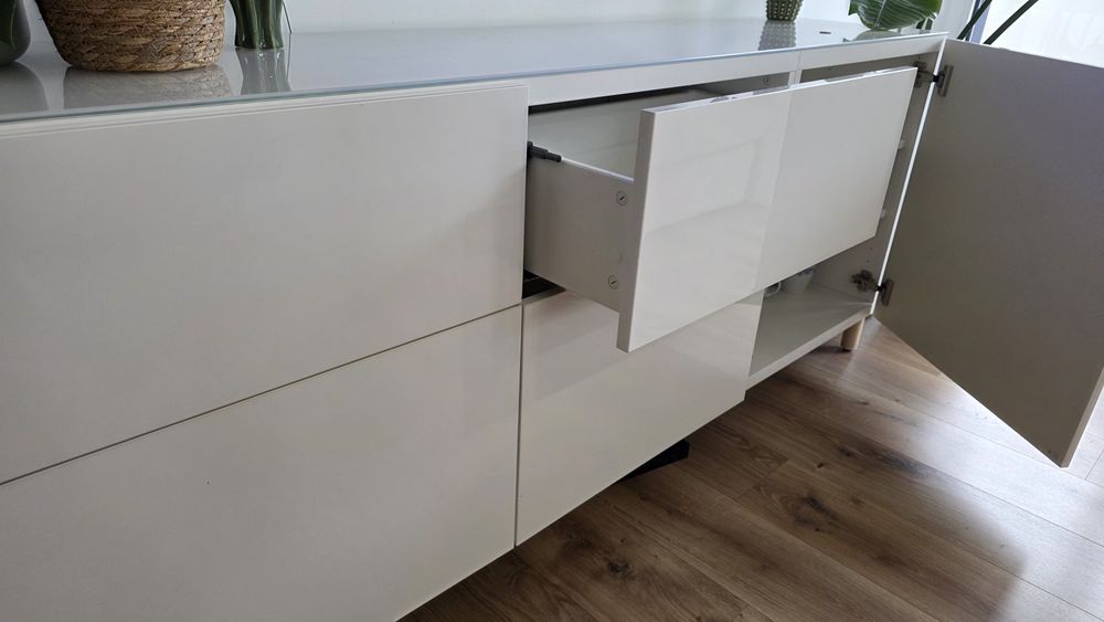 Aparador Ikea branco