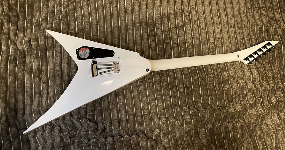ТЕРМІНОВО Електрогітара LTD Alexi-600 Alexi Laiho signature guitar RR