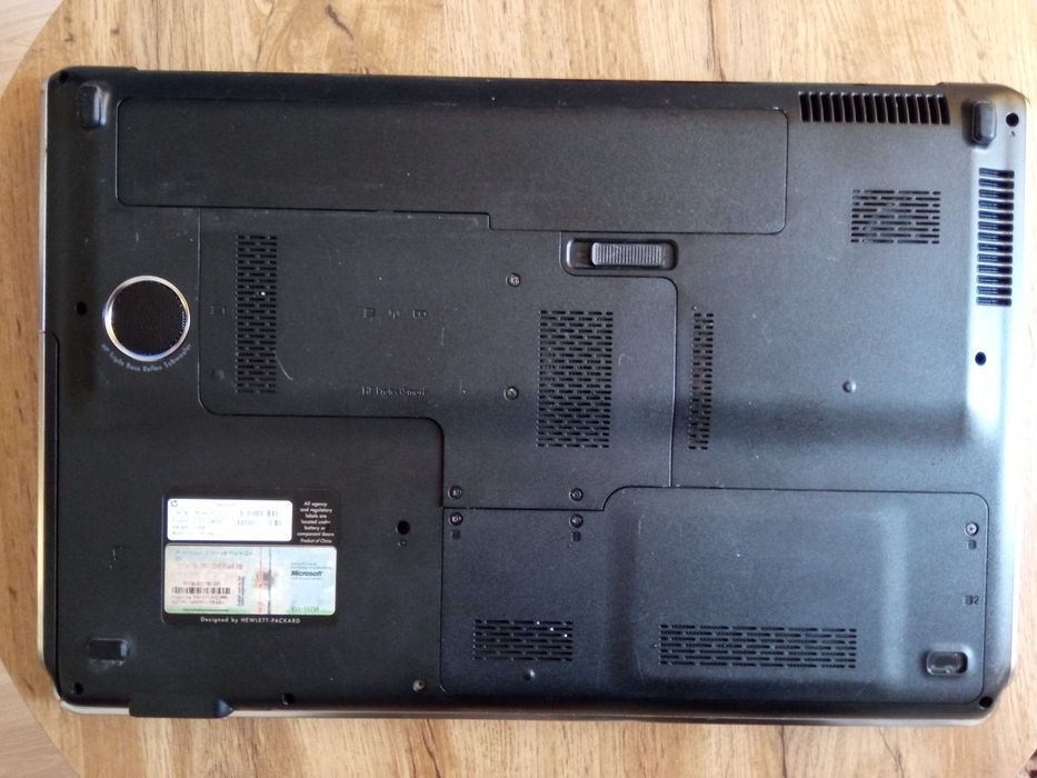 Laptop HP Pavilion dv7-3010ew VJ231EA, sprawny.