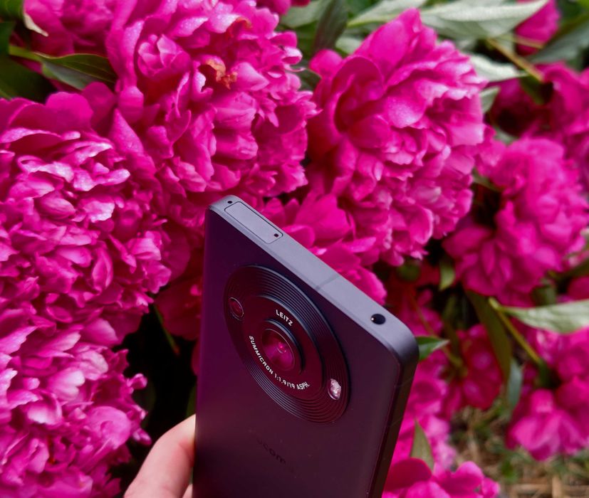 Смартфон Sharp AQUOS R8 Pro (2sim,Leica 1", 6.6"240Гц, NFC 12\256gb IP68, 5000ma)