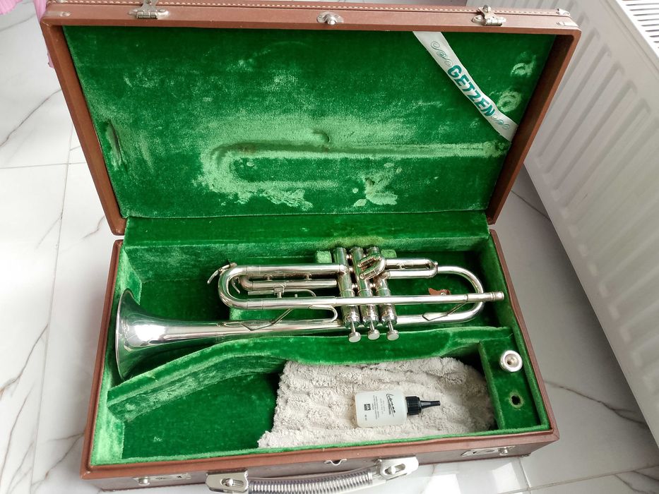 Труба Getzen 300  б/у