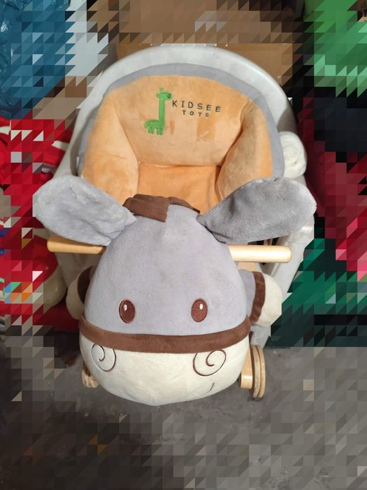 Jeździk bujak na biegunach