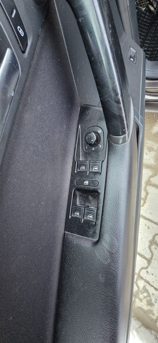 VW Passat 2012 el klapa