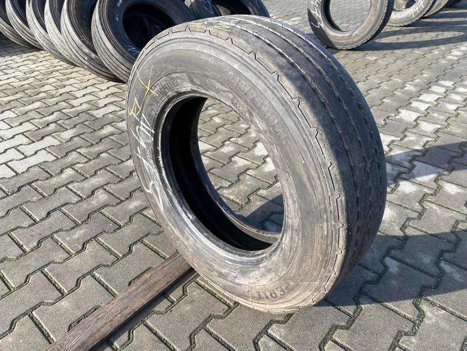 Opona ciężarowa używana napęd 215/75R17.5 SEMPERIT RUNNER T2 / 7-8mm