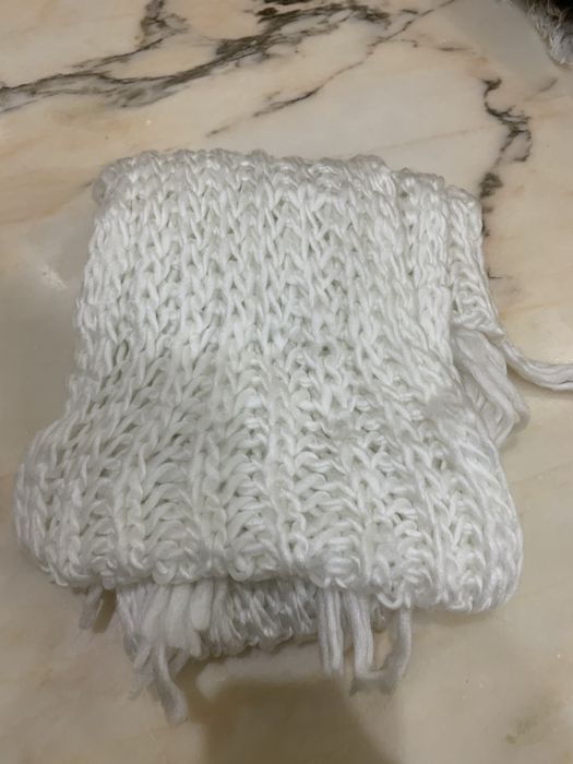 Cachecol branco fofo grosso de inverno com franjas