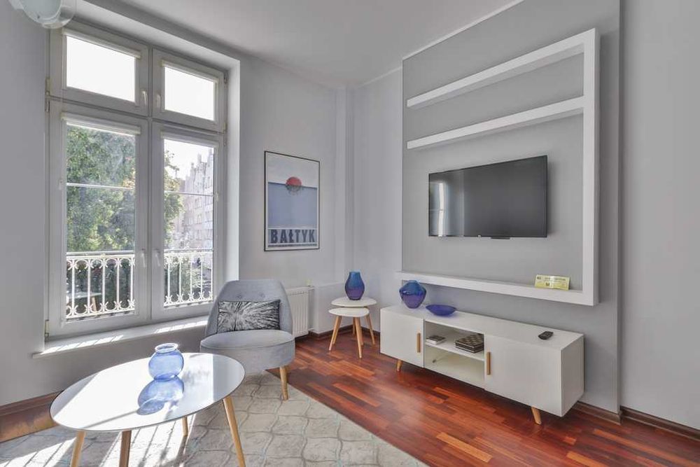 300 m Fontanna Neptuna/Stare Miasto 2 pok