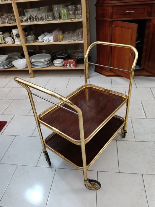 Carrinho  de  Chá