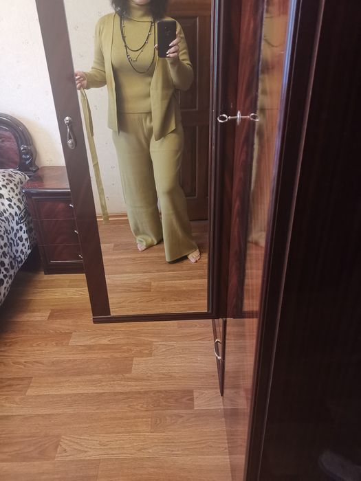 Нарядные платья и костюмы: 340 грн. - Вечерние платья Кривой Рог на Olx