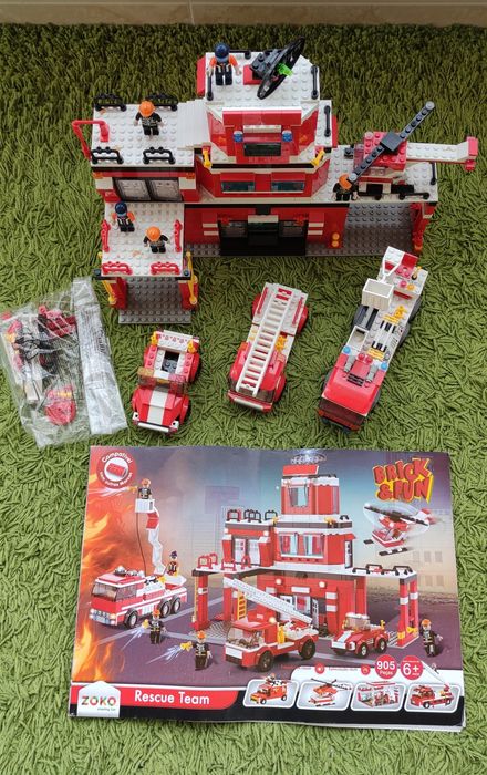 Lego dos bombeiros e lote várias peças