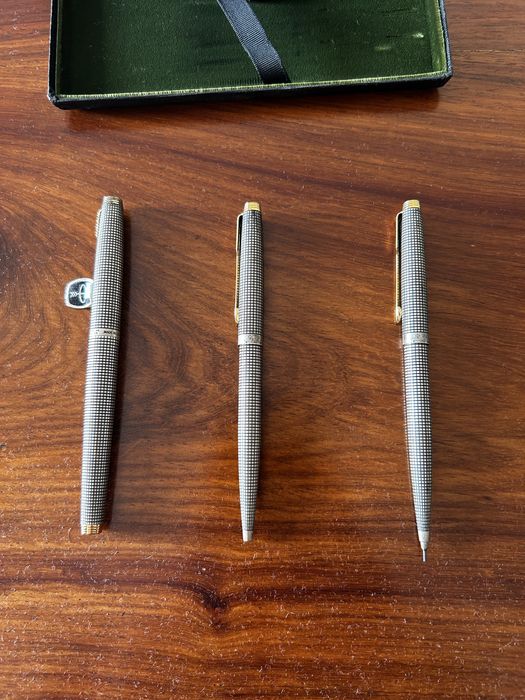 Parker 75 Cisele em prata esterlina e ouro