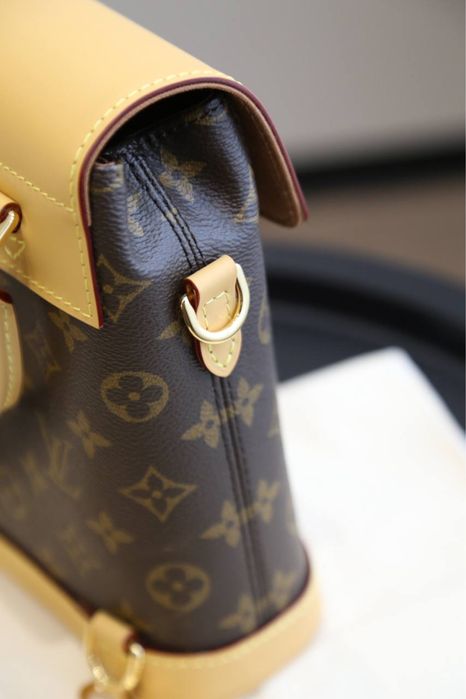 Louis Vuitton Soho Mini