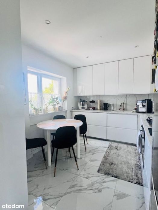 Dom idealny dla dwóch rodzin lub inwestora w Raszynie.