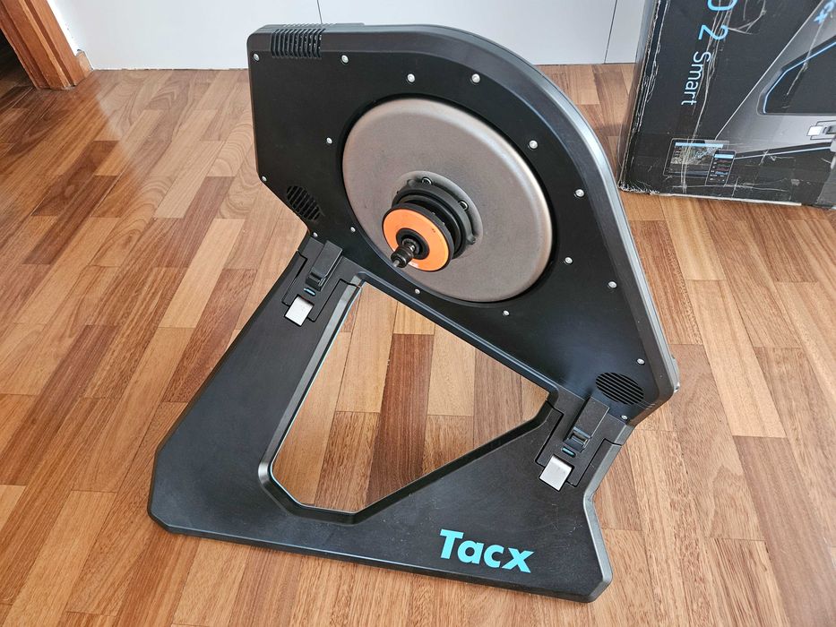 Tacx Neo 2 rolo de treino