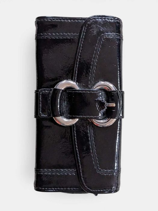 Karen Millen czarny lakierowany portfel