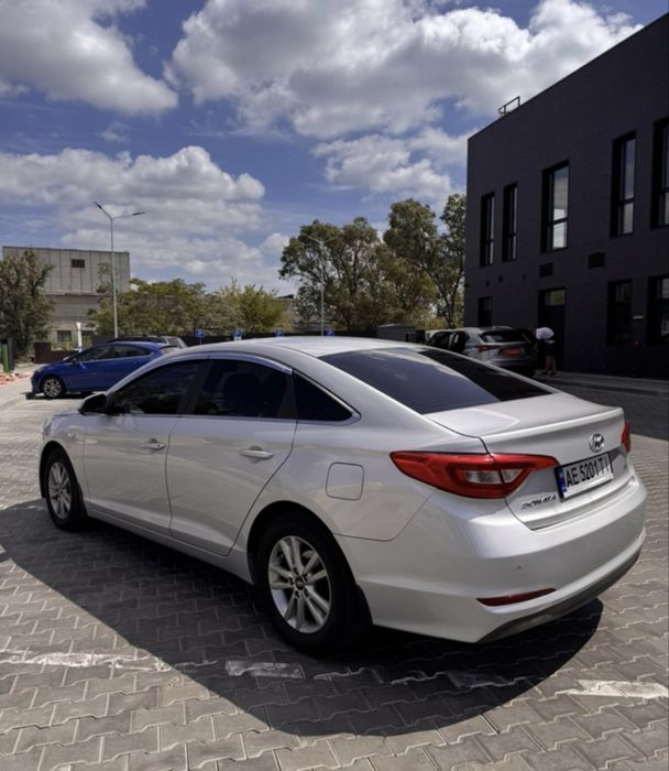 Продам Hyundai  Sonata  2015