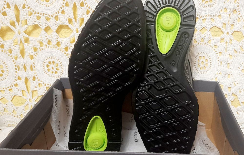 Ecco hybrid st.1  45р. Нові туфлі