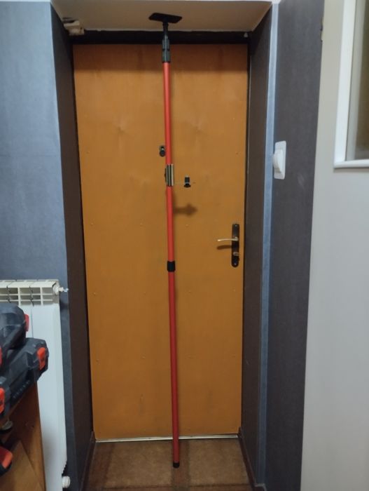 tyczka rozporowa do lasera krzyzowego