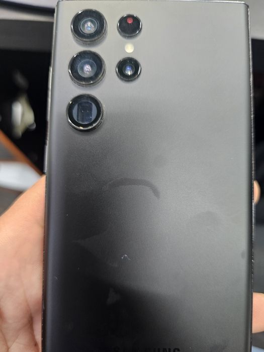 Samsung Galaxy S22 ultra...1tb