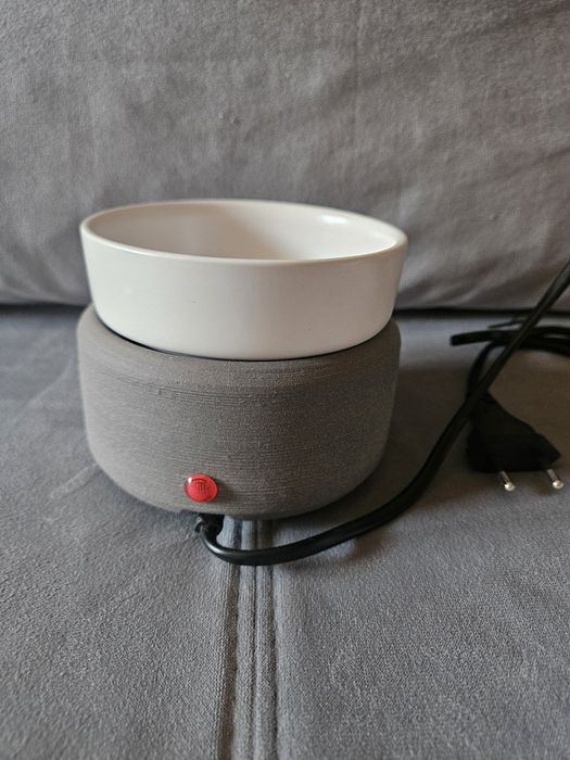 Podgrzewacz świec i wosków Candle Warmers 2 w 1, nowy